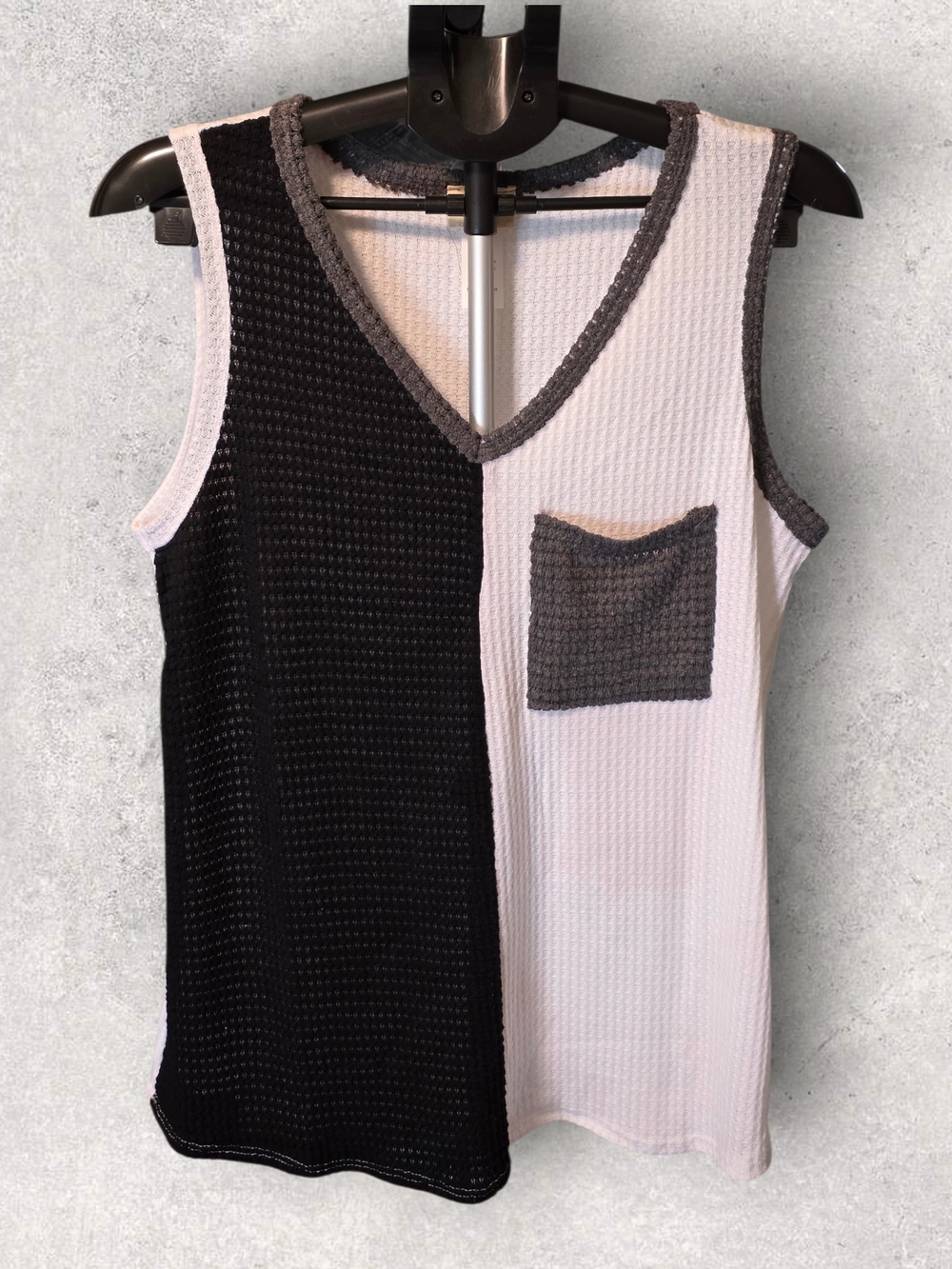 BiBi Two-Tone V-Neck Tank Top — Black & White